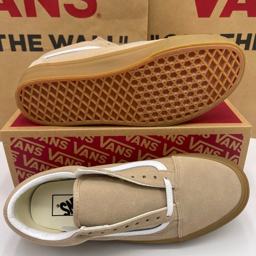 Vans WMNS Beige and White Sneakers
Old Skool
Sesame/Gum
VN0A38G1QA2 Sneakers - Picture 13 of 16
